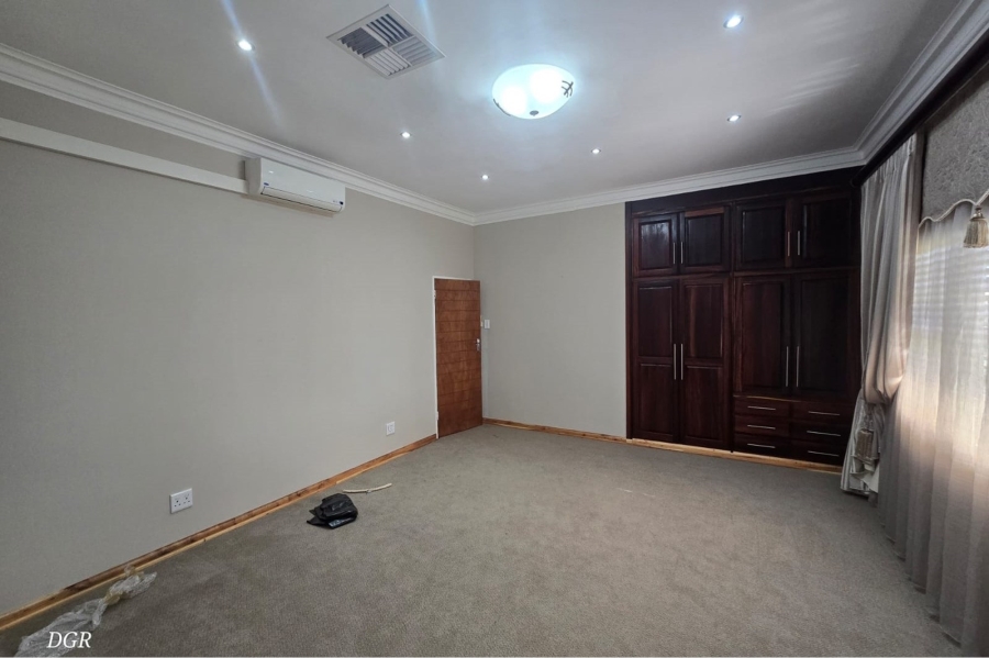 4 Bedroom Property for Sale in Hadison Park Northern Cape